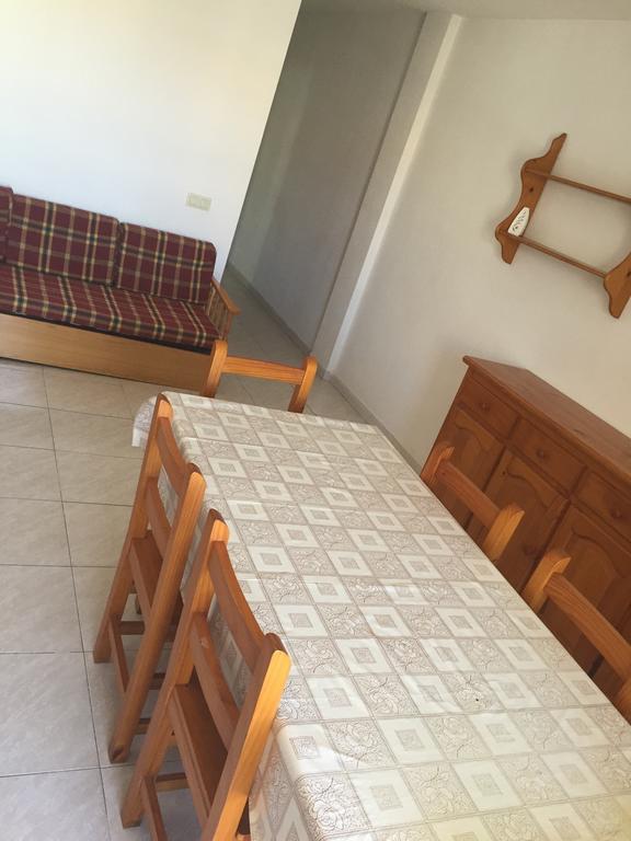 Apartamentos Vicent Peniscola Room photo